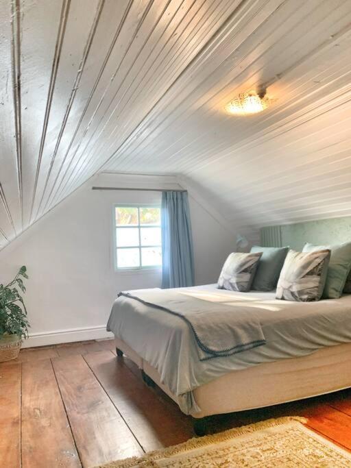 The Town House - Lower Knysna Central Εξωτερικό φωτογραφία